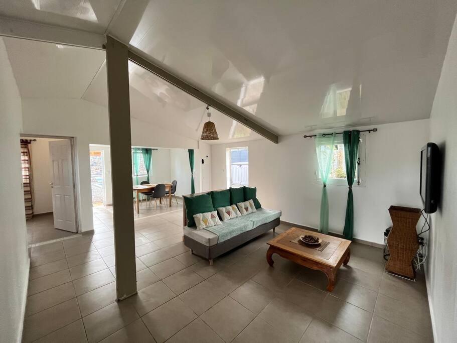 La Casita Creole Villa Avec Piscine Et Jacuzzi سانت بيير المظهر الخارجي الصورة